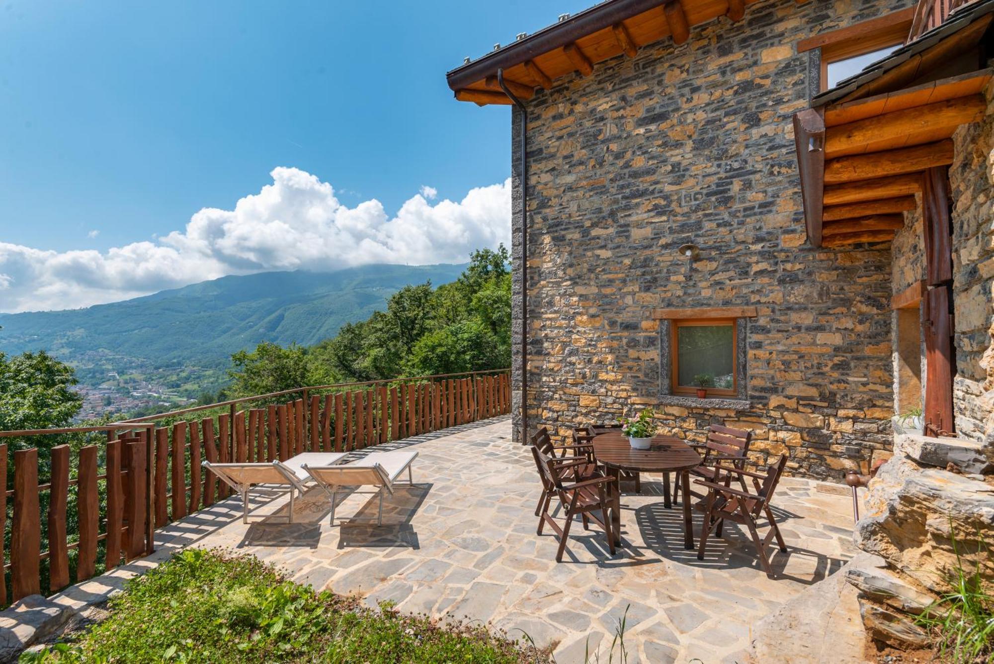 La Torre Del Manghen: Agri-Alloggio Indipendente Rota d'Imagna Exterior foto