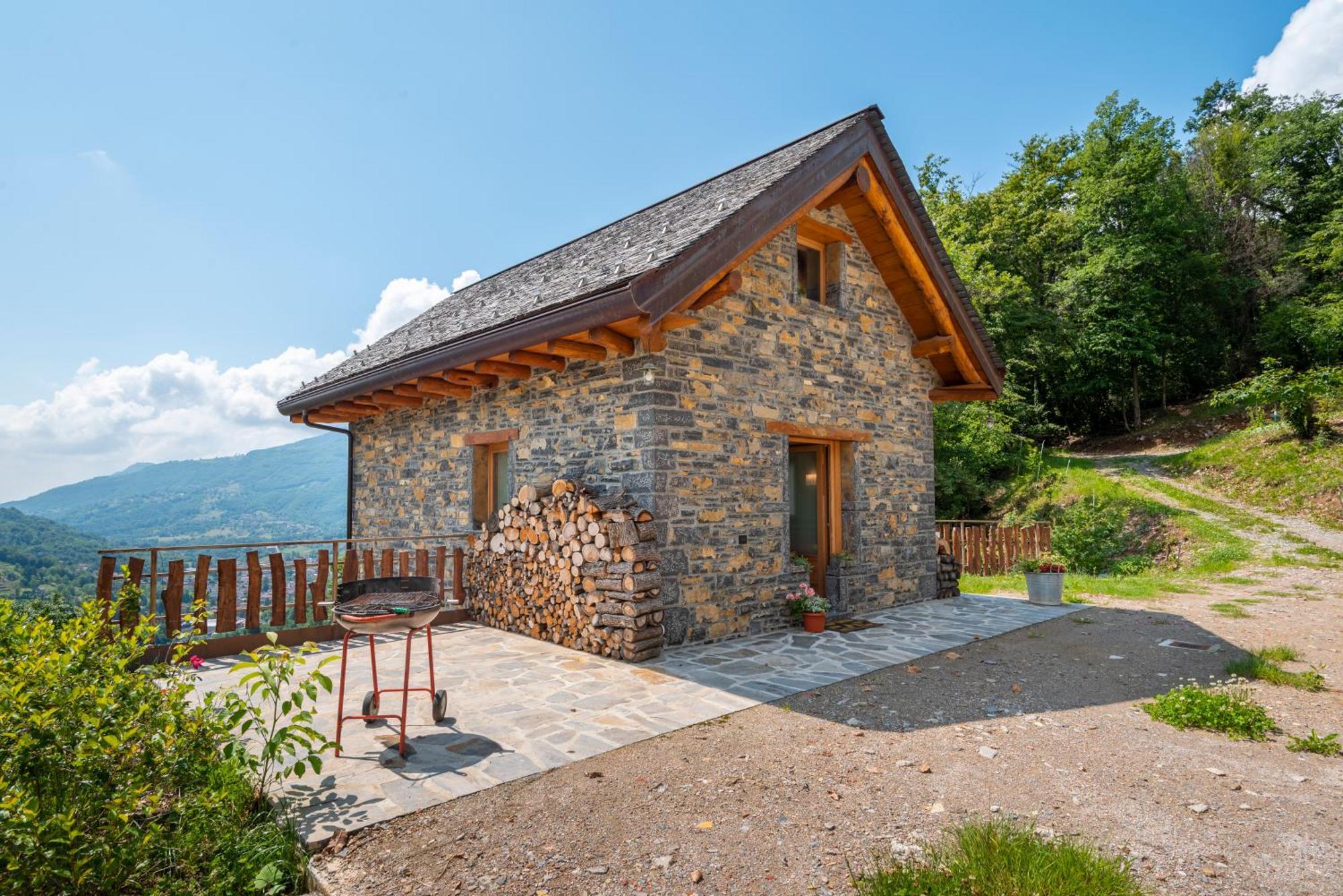 La Torre Del Manghen: Agri-Alloggio Indipendente Rota d'Imagna Exterior foto